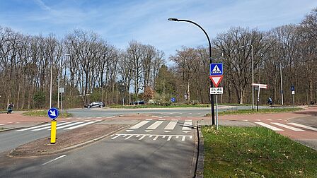 De rotonde waar de werkzaamheden gaan plaatsvinden bij de Krakelingweg – Verlengde Slotlaan.